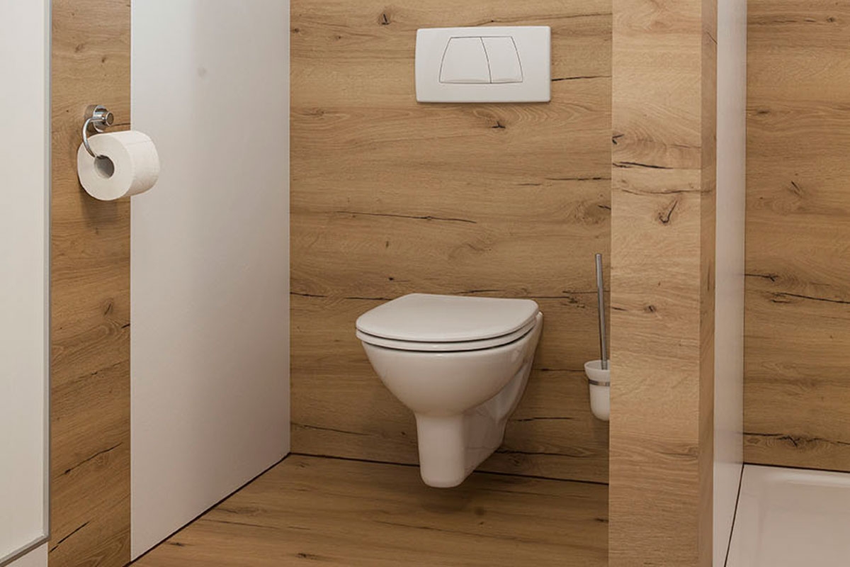 Badezimmer, Toiletten, Sanitärbereich aus Holz 011 © Wohnkultur Strantz / Weiss Bernd
